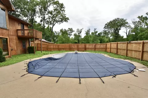 Exterior - 170 Riverview Dr, Malvern, AR 72104 photo 5 of 12