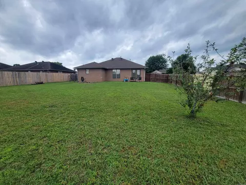 Exterior - 920 Crestliner Dr, Conway, AR 72034 photo 8 of 10