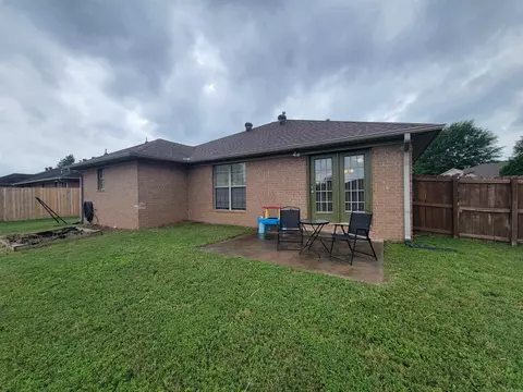 Exterior - 920 Crestliner Dr, Conway, AR 72034 photo 7 of 10