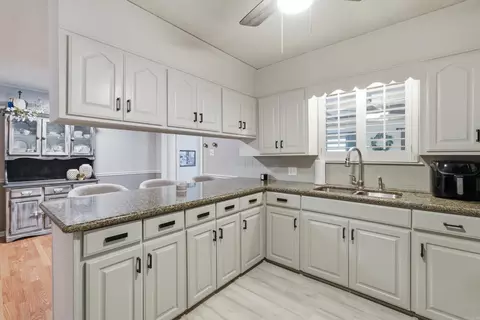 Kitchen - 28 Stevens Rd, Conway, AR 72032 photo 3 of 4