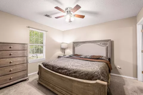 Bedroom - 403 King Rd, Benton, AR 72019 photo 1 of 6