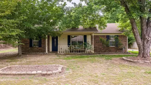 Exterior - 403 King Rd, Benton, AR 72019 photo 6 of 11