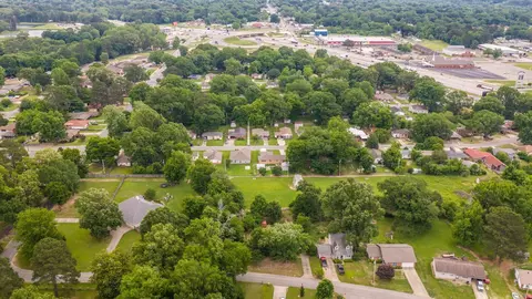 View/Area - 403 King Rd, Benton, AR 72019 photo 2 of 8