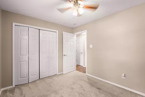 Bedroom - 403 King Rd, Benton, AR 72019 photo 5 of 6