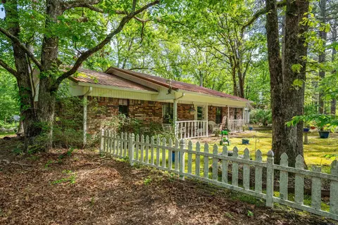 182 Omaha Ln, Pearcy, AR 71964
