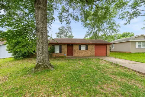 1809 Corbin St, Jacksonville, AR 72076