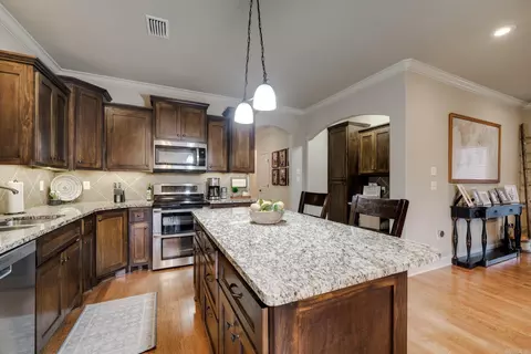 Kitchen - 2755 Wineberry, Conway, AR 72034 photo 4 of 5