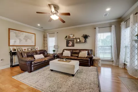 Living - 2755 Wineberry, Conway, AR 72034 photo 3 of 4
