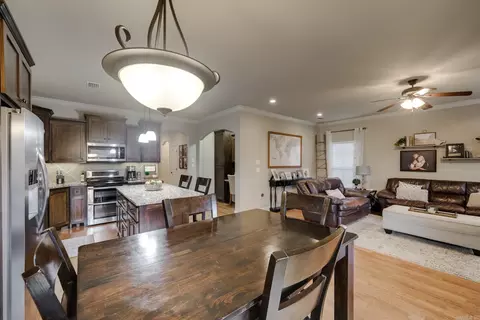 Dining - 2755 Wineberry, Conway, AR 72034 photo 2 of 3
