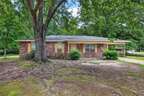 210 Druid Hills Rd, Arkadelphia, AR 71923