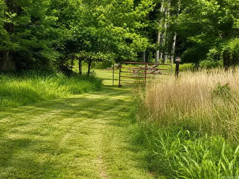 22 Pasilee Ln, Mayflower, AR 72106