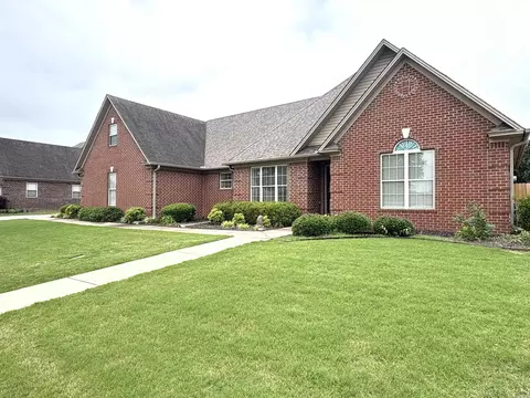 429 Jennifer Ln, Searcy, AR 72143