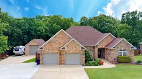 134 Lakeland Dr, Cabot, AR 72023