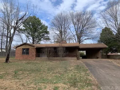 910 Oakland Dr, Jonesboro, AR 72404
