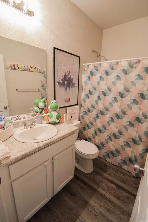 Bath - 2130 Eldridge Ln, Conway, AR 72032 photo 2 of 3