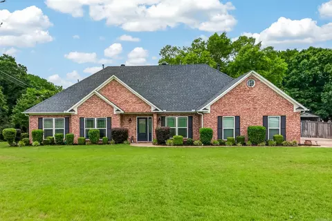15 Castle Hts, Cabot, AR 72023