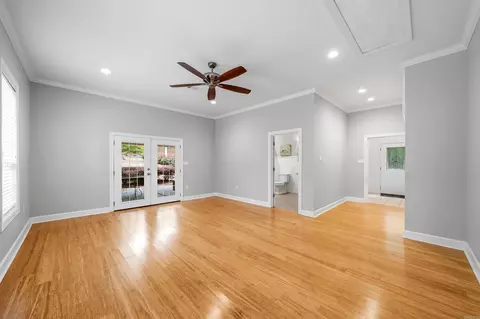 Living - 3221 E Highway 171, Malvern, AR 72104 photo 6 of 7
