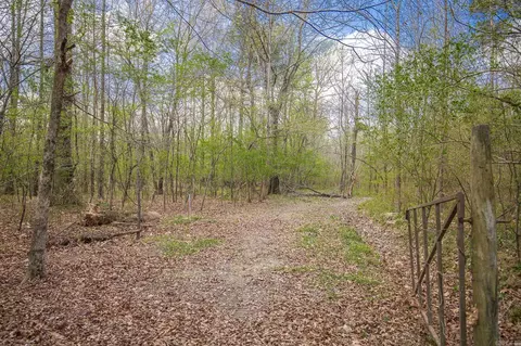 9105 Gilbert Rd, Benton, AR 72019 photo 9
