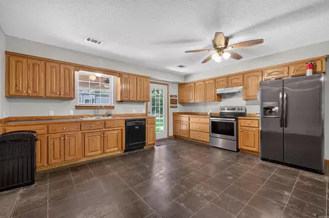 Other - 2736 Riverview Dr, Malvern, AR 72104 photo 5 of 37