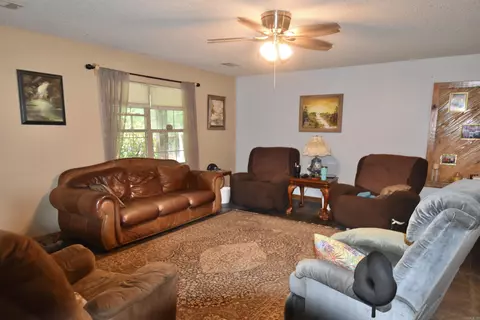 Living - 2736 Riverview Dr, Malvern, AR 72104 photo 1 of 3