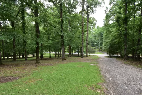 Exterior - 2736 Riverview Dr, Malvern, AR 72104 photo 1 of 8
