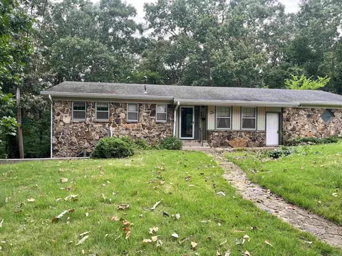 490 W Morrow St, Batesville, AR 72501