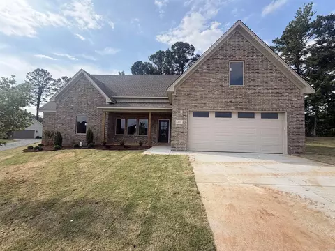2115 Sable Oaks, Bryant, AR 72022