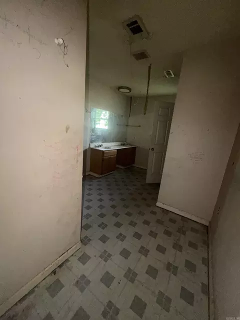Entry Way - 163 169 Walker Rd, Higginson, AR 72068 photo 1 of 1