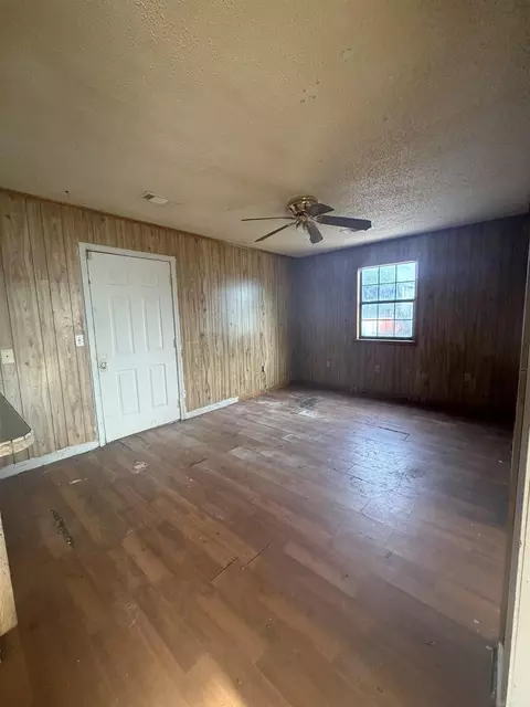 Bedroom - 163 169 Walker Rd, Higginson, AR 72068 photo 1 of 3