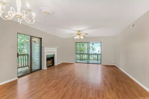 Living - 101 Pine Frst #E-17, Maumelle, AR 72113 photo 4 of 4