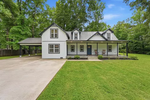 13 Douglas St, Greenbrier, AR 72058