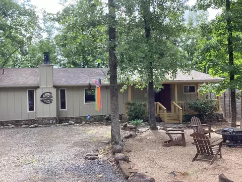 24 Air Rd, Higden, AR 72067
