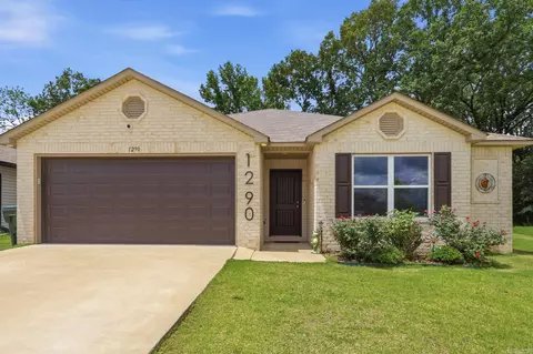1290 Crotale St, Conway, AR 72034