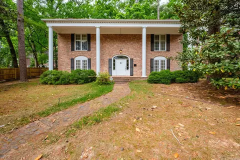 3118 Foxcroft Rd, Little Rock, AR 72227