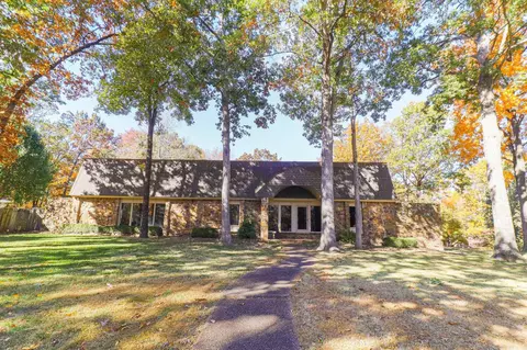 2100 Paula Dr, Jonesboro, AR 72404