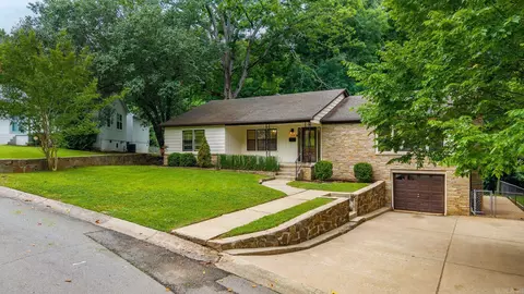 2104 Brownwood Rd, Little Rock, AR 72207