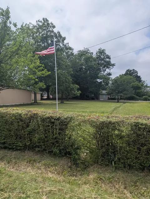 2213 Central, Jonesboro, AR 72401