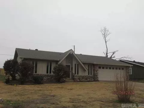 1115 Briar Crk, Little Rock, AR 72211