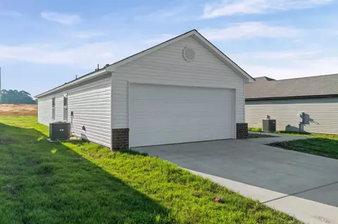 1608 Rambling Brook Dr, Benton, AR 72015 photo 3