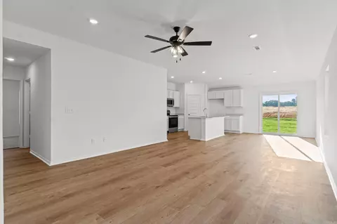 1608 Rambling Brook Dr, Benton, AR 72015 photo 7