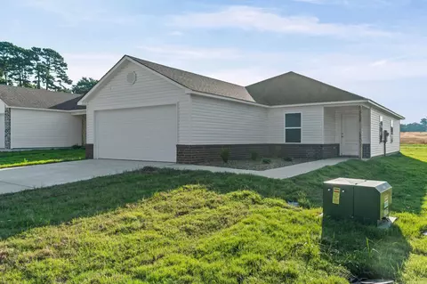 1608 Rambling Brook Dr, Benton, AR 72015 photo 2