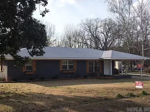 404 Parkway Ave, White Hall, AR 71602