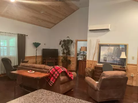 Living - 74 Circle Acres, Edgemont, AR 72044 photo 3 of 3