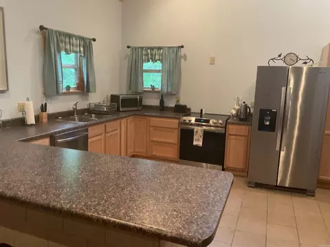 Kitchen - 74 Circle Acres, Edgemont, AR 72044 photo 2 of 4