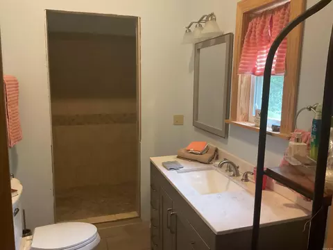 Bath - 74 Circle Acres, Edgemont, AR 72044 photo 3 of 5