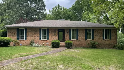 417 Beverly Dr, Benton, AR 72019
