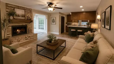Living - 417 Beverly Dr, Benton, AR 72019 photo 3 of 7