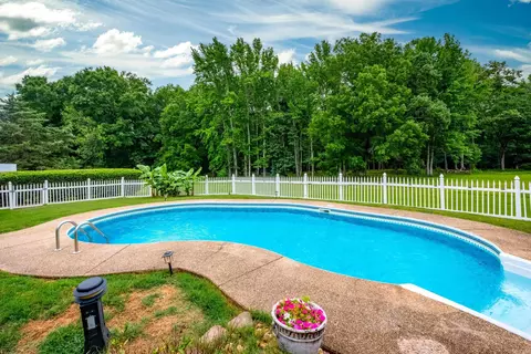 Exterior - 17 Mckenzie Trl, Conway, AR 72032 photo 8 of 13