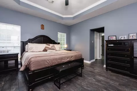 Bedroom - 17 Mckenzie Trl, Conway, AR 72032 photo 2 of 7