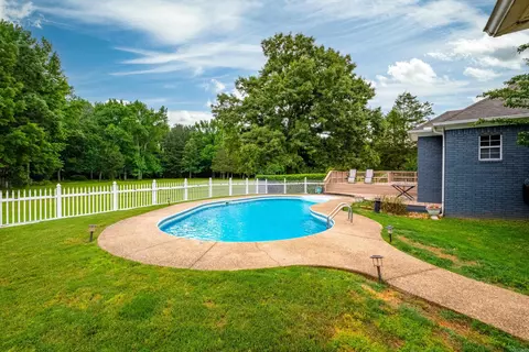 Exterior - 17 Mckenzie Trl, Conway, AR 72032 photo 7 of 13
